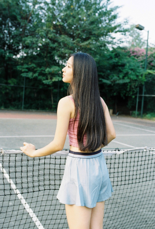 十九岁的文艺女美院小学妹，一骚起来真是叫人受不了~，